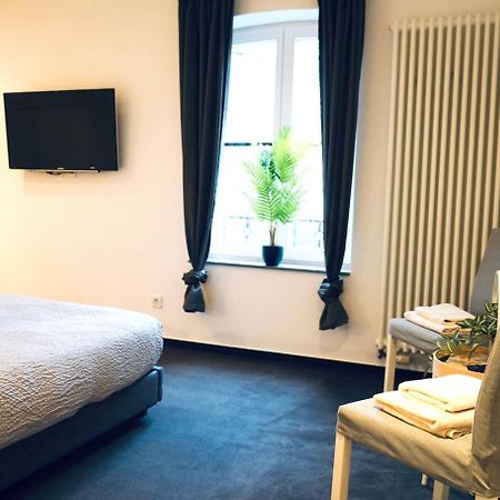 Haus Im Gruenen Fuer 6 Personen-3 Schlafzimmer- 3 Baedern -Waschmaschine-Grosse Terrasse- Vollausgestattete Kueche Вольфсбург Экстерьер фото