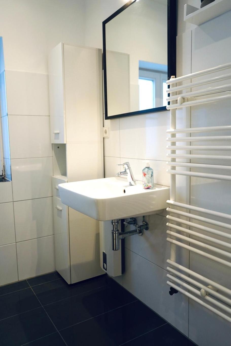 Haus Im Gruenen Fuer 6 Personen-3 Schlafzimmer- 3 Baedern -Waschmaschine-Grosse Terrasse- Vollausgestattete Kueche Вольфсбург Экстерьер фото